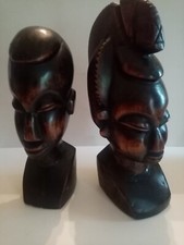Couple buste Africains en bois d'ébène  très bon état