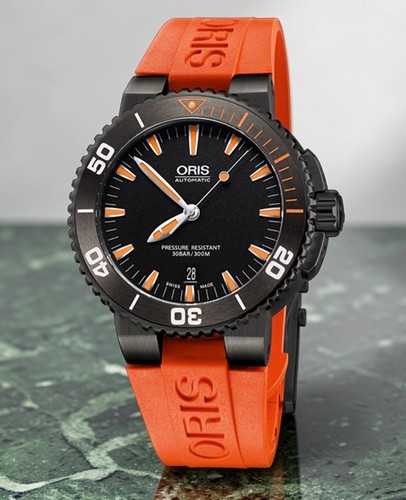 Oris aquis date 43mm 01733 - aquis,