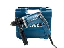 Perceuse à percussion MAKITA HP1631 710W avec valise et accessoires