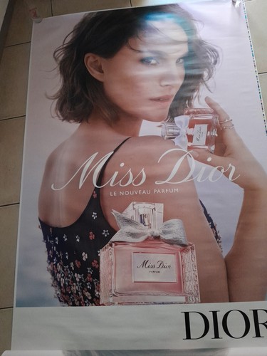 Affiche publicitaire miss - -,