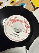 Phyllis Dillon Perfida / Rock