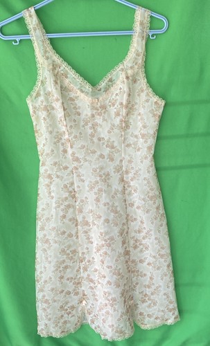 Fond robe combinaison - -,