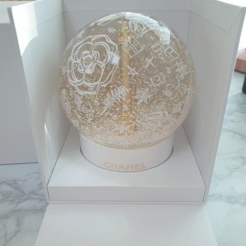 Chanel snow globe dome vendome - dome,