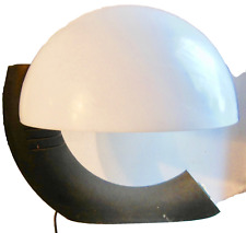   GRANDE LAMPE ANCIENNE DESIGN, VINTAGE MÉTAL et variété d''acrylique Perspex