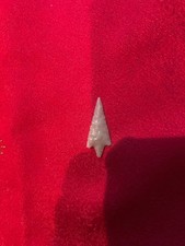 PREHISTOIRE: pointe de flèche