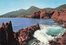 83 L ESTEREL LES ROCHERS ROUGES
