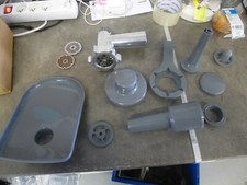 accessoire pour  broyeur à viande Kenwood mg360 ( occasion )