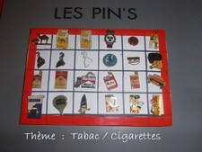 LOT   24 PIN'S AVEC  ATTACHES
