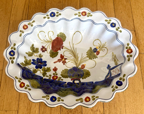Très beau plat - très, poche