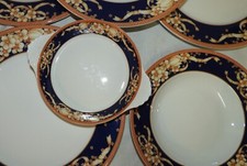 * Porcelaine APILCO Modèle "