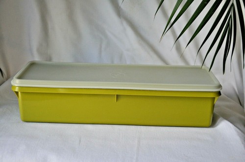 Tupperware boîte pour