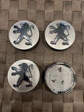 CABOCHON CENTRE DE JANTE ALU