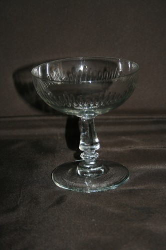 Coupe champagne ancienne - champagne,