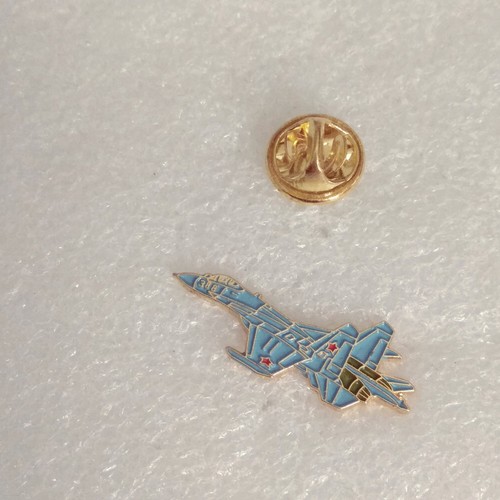 Pin lapel pins militaria - pin's,