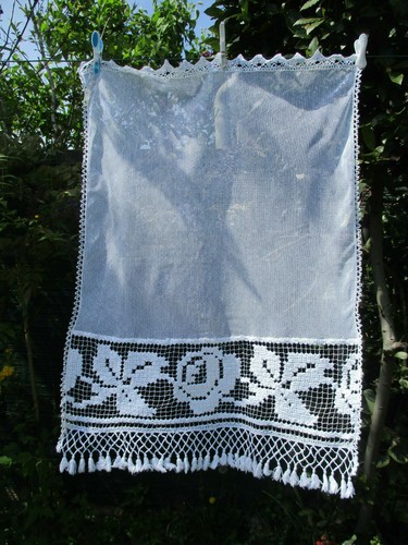 Rideau tulle filet brodé - tulle, et