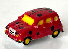 Fève Voiture Rouge Coccinelle Renault 4L Galette des Rois French charm