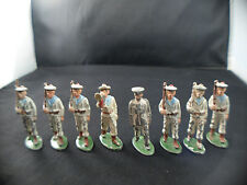 Quiralu Lot de 8 soldats marins fusil musique  au défilé métal ancien