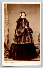 Cdv 1865 femme manteau cape - cdv,
