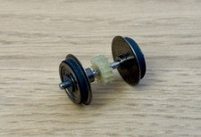 JOUEF essieu bandagé avec pignon pour motrice BUDD 2° génération - HO