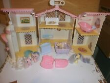 LITTLE PONY 1985 NURSERY incomplète + 4 baby poneys