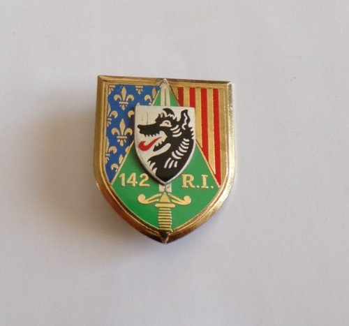 Insigne militaire 142 - insigne,