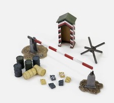 FORCES OF VALOR, Set