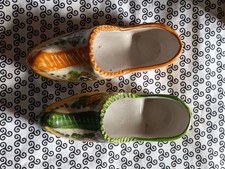 Deruta Italy 2 petits sabots en faïence