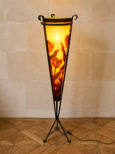 Important lampadaire art - lampadaire,