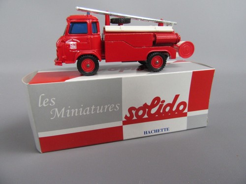 A835 solido hachette saviem - a835,