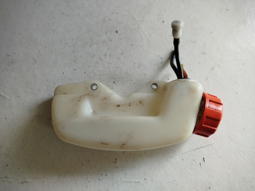Reservoir pour taille - ,
