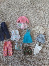 Vêtements Barbie Et Autres 