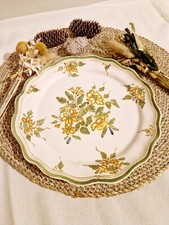 Assiette en Faïence Style Moustiers - Décor Floral Peint à la Main - Vintage