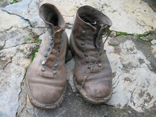 31316h ANCIENNE PAIRE DE BRODEQUINS MONTAGNE.