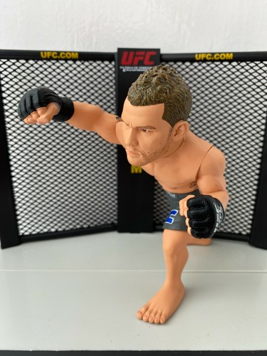 Ufc round ryan bader - 5,