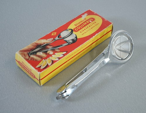 Ancien porteur coupe oeufs