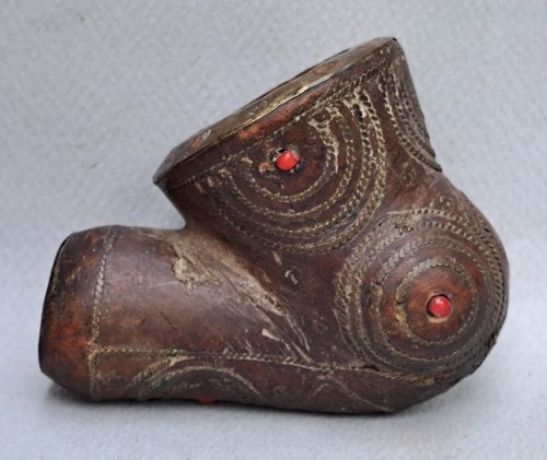 Tres ancien fourneau pipe - de,