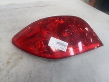 Feu arriere principal gauche