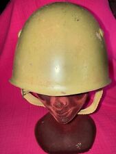 Casque militaire ancien pour
