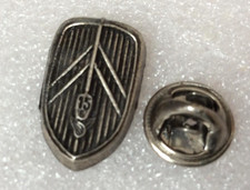 rare Pin's vintage  logo Citroën calandre traction avant 15 (1938/1947) argenté