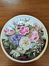 ancienne assiette décorée de fleurs porcelaine du Lys Royal Limoges