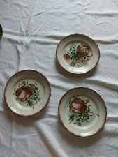 3 ASSIETTES  ,  CERAMIQUE  