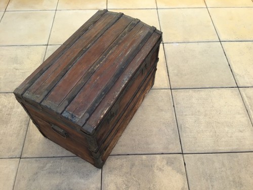 Malle bois ancienne 740 - malle,