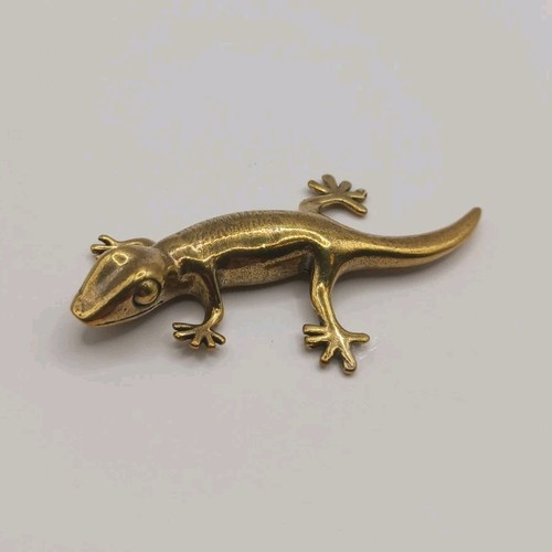 Petite figurine gecko lézard