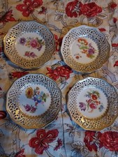 A Petites Assiettes A Dessert