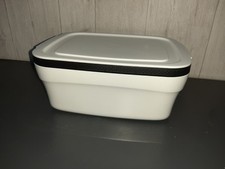 Tupperware  Très grosse boite à pain tupperware  boulangère blanche 