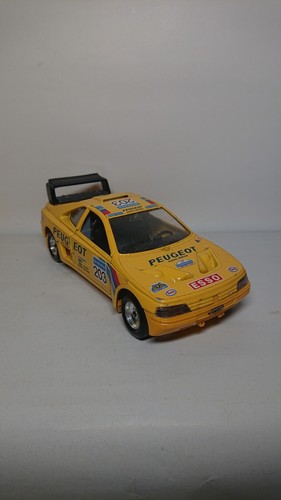 Burago peugeot 405 turbo - 1/24,