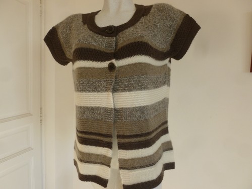 Superbe neuf gilet marque - superbe, et