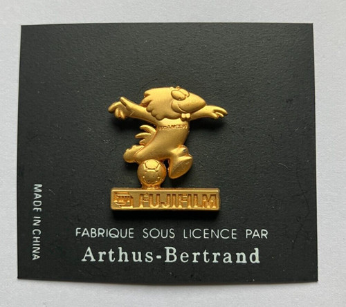 Pin s football mascotte - 80,