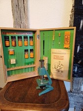 Microscope années 60. Avec sa