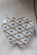 BONBONNIERE EN PORCELAINE